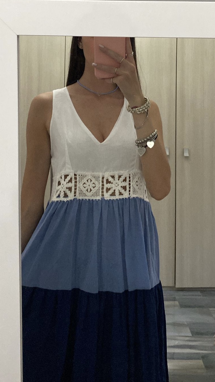 Vestito con fascia con ricamo - immagine 3