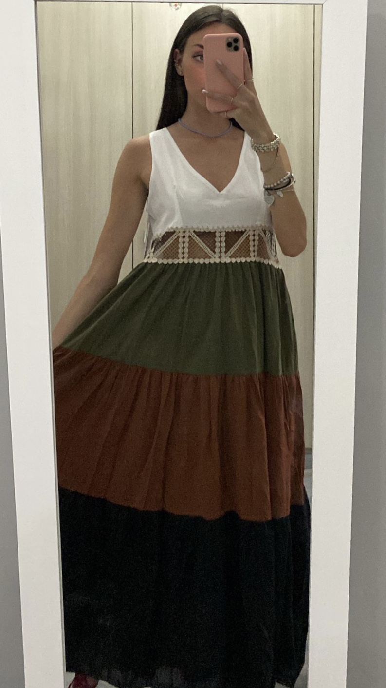 Vestito con fascia con ricamo - immagine 5
