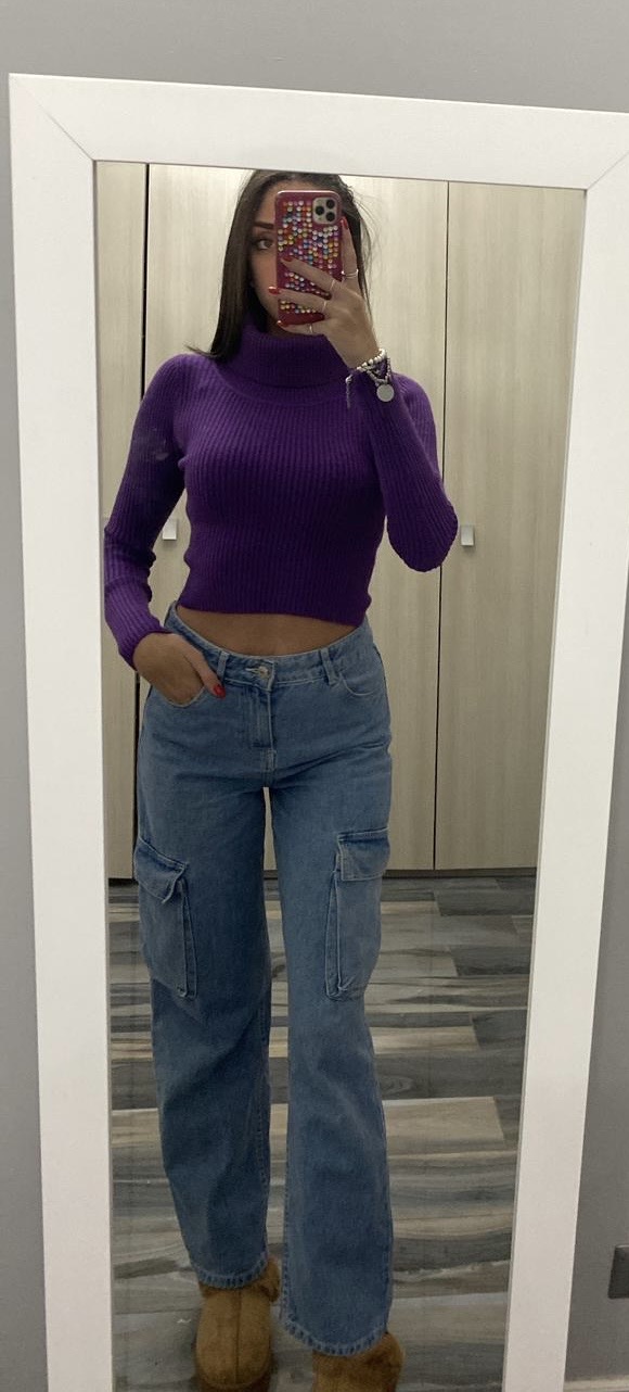 Maglione collo alto cropped