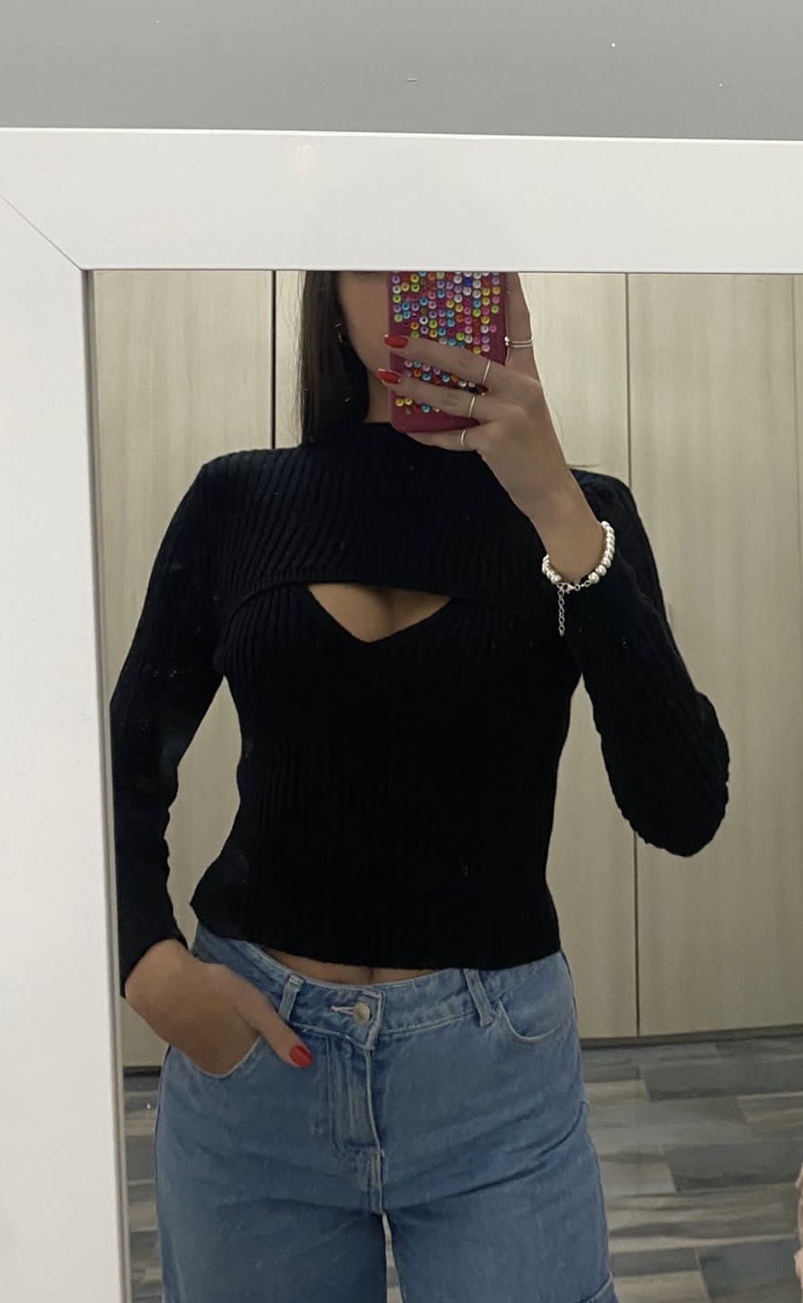 Maglia con taglio e collo - immagine 11