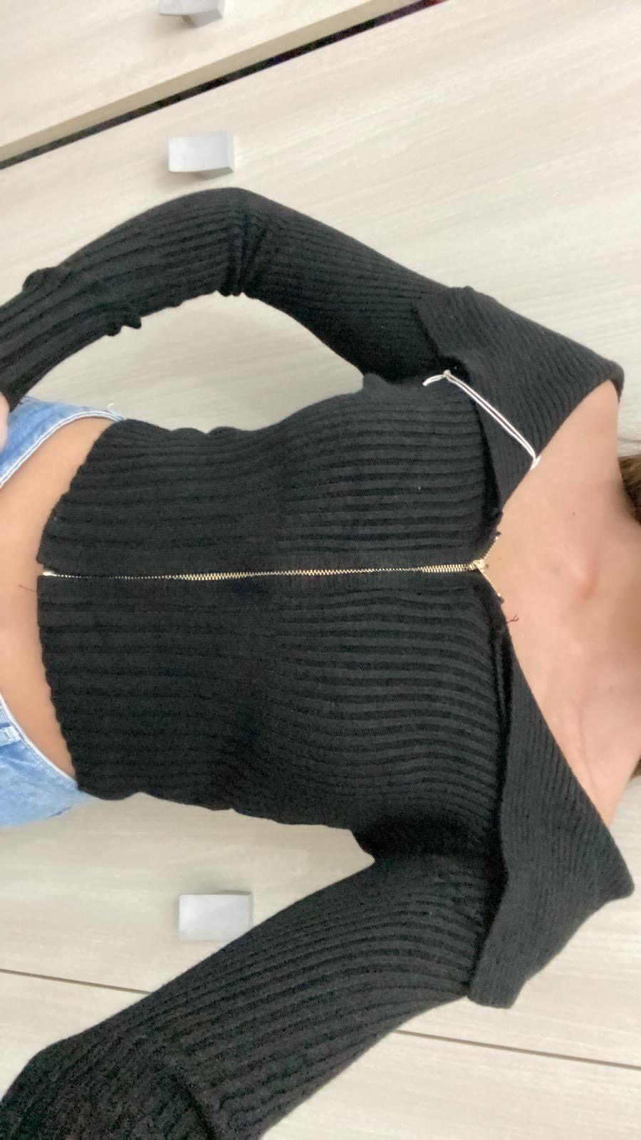 Maglia cropped con zip - immagine 8